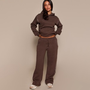 เสื้อฮู้ดดี้โอเวอร์ไซส์ลำลองสำหรับผู้หญิงและผู้ชาย  แบบหนา  สำหรับฤดูใบไม้ร่วงและฤดูหนาว  พร้อมพิมพ์ลายตัวอักษร  รับทำโลโก้ OEM ตามสั่ง - Product Image 1