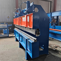 Presse hydraulique de machine à cintrer de tôle entièrement automatique de haute qualité de production professionnelle pour le Pérou