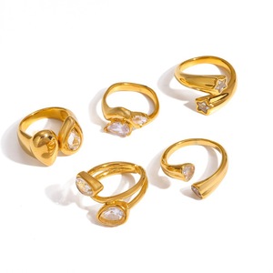แหวนสแตนเลสชุบทองรูปทรงเรขาคณิตฝังเพชรสำหรับผู้หญิง เครื่องประดับสำหรับงานปาร์ตี้ ดีไซน์เปิดแบบไม่สมมาตร สามารถสวมซ้อนกันได้ - Product Image 5