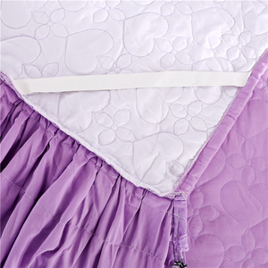 <span class=keywords><strong>Set</strong></span> tempat tidur pernikahan quilt gaya Amerika, renda sulam merah muda alami ungu