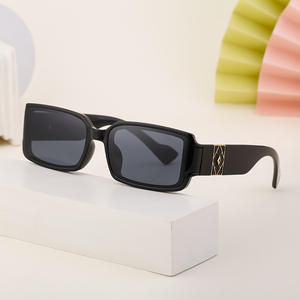 Lunettes de soleil carrées de style européen personnalisées, UV400, unisexe, verres en PC, tendance Instagram, protection solaire, emballage en boîte - Product Image 2