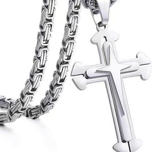 Collana Lele Jewelry con Ciondolo a Croce in Acciaio Inossidabile Stile Europeo e Americano, Catena a Tre Strati Tridimensionale Hip Hop per Uomo - Product Image 2