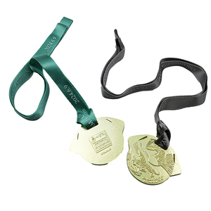 Medalla Deportiva Personalizada de Fabricante con Acabado en Oro y Plata para Maratón, 5K, 10K, Ciclismo, Atletismo, Karate - Product Image 2