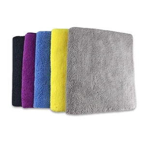 Toalla de Microfibra NIKO para Lavado de Autos, 380gsm, Alta Absorbencia, Secado Rápido, Pelo Largo y Corto, Negro y Rojo - Product Image 2