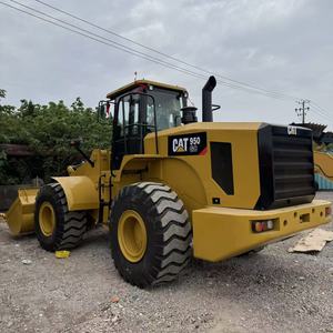 รถตักล้อยาง CAT 950 GC สีเหลือง อุปกรณ์ก่อสร้างสำหรับงานหนัก - Product Image 1