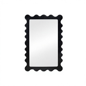 Cadre de miroir en métal noir festonné pour salle de bain, cadre de miroir décoratif de forme rectangulaire à bords ondulés contemporains - Product Image 1