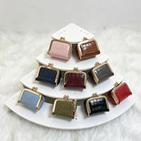 Petite bourse à monnaie personnalisée à motif crocodile, fermeture à clip, mini boîte de rangement portable pour bijoux, étui de voyage de luxe pour collier et écouteurs