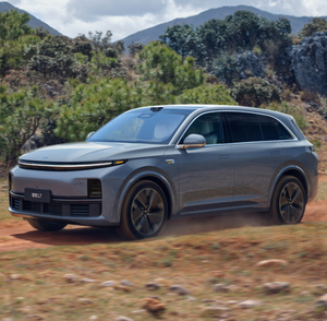 2025 LI AUTO Max Lixiang <span class=keywords><strong>L7</strong></span> Pro leader <span class=keywords><strong>L7</strong></span> Ultra 5-Seat Hybrid SUV New Energy AWD Extended-Range Electric Features Fuel Cell - Product Image 3