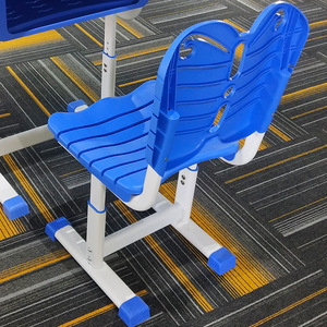 Juego de escritorio y silla de estudio Mingzhong para niños, ajustable con tornillos, muebles escolares de plástico para niños, color verde. - Product Image 3