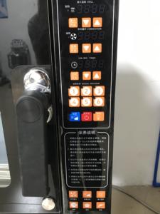 Controles fáciles de usar Tostado Pastelería danesa Panadería Mooncakes Perro caliente Salchicha Mini Horno de aire caliente de cuatro bandejas para cafés y bistros - Product Image 4