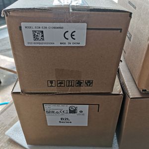 Motor de CA Ecma-B3m-C20604RS con Sistema de Control ASD-A2-0421-E, Plástico, 400W, 220V, para Equipos Eléctricos de Automatización ASD-A2-0421-E - Product Image 6