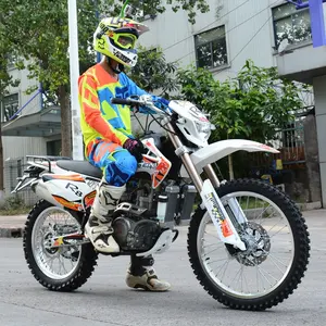 Singleシリンダー水冷150cc 250ccオフロードのdirtbikeクロスバイク