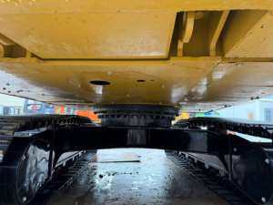 รถขุดตีนตะขาบ CAT 325D2L ขนาด 25 ตัน มือสอง สภาพดี พร้อมระบบไฮดรอลิกเดิมๆ สำหรับงานก่อสร้างและเหมืองแร่ - Product Image 5