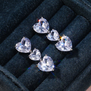 Set di Gioielli a Forma di Cuore per Donne, Collana, Orecchini e Anello, Idea Regalo - Product Image 3