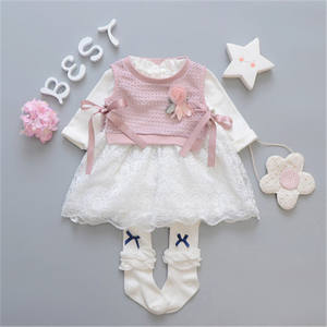 Ropa Infantil en Nepal, Conjuntos Deportivos de Camiseta de Manga Larga con Cuello Redondo y Leggings de Tela Elástica para Niñas - Product Image 1