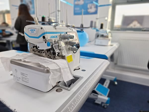 La Nuovissima Macchina Overlock <span class=keywords><strong>Jack</strong></span> C7 ad Alte Prestazioni Mantiene Operazioni di Cucitura Fluide Anche a Massima Velocità - Product Image 6
