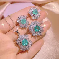 Perhiasan Mewah KISS0131 Indah Bersinar Batu Hijau Bentuk Bunga Perhiasan Pengantin untuk Wanita