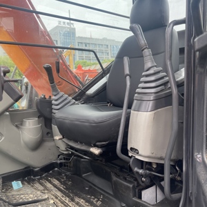 Used Hitachi ZAXIS 70 Excavator 6.5-6.9 Ton <b>Mini</b> Digger for Construction - Product Image 4