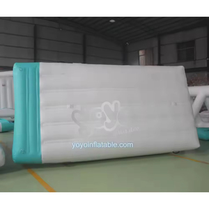 Fourniture en gros d'installations de divertissement aquatiques gonflables personnalisées, hermétiques, durables, en forme d'iceberg pour l'escalade sur glace - Product Image 4