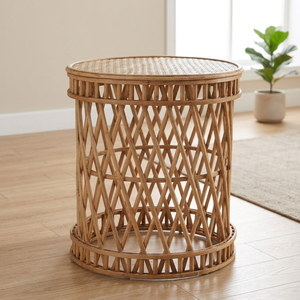 Tabouret minimaliste en bambou, fabriqué à 100 % à partir de bambou naturel, avec un design écologique et des lignes épurées et simples. - Product Image 3