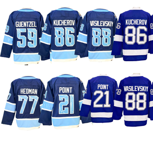 Camiseta de hockey de los Tampa Bay Lightning para hombre, 86 Nikita Kucherov, con nombre y número cosidos, azul, azul claro, blanco - Product Image 1