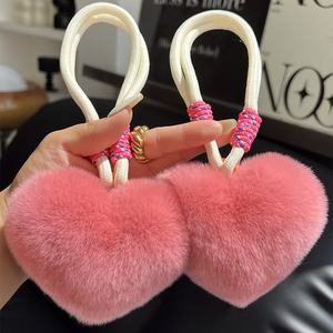 Achat en gros : Pendentif porte-clés de voiture en forme de cœur en fourrure de <span class=keywords><strong>lapin</strong></span> Rex, breloque de sac en peluche mignonne - Product Image 5