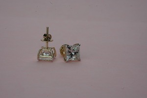 ต่างหูเพชรทันสมัยสีขาวและสีโรสโกลด์มาตรฐาน IGI ชุบทองสำหรับงานแต่งงานและของขวัญ - Product Image 4