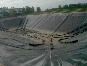 Mật độ cao màu đen thiên vị ao lót mịn chống thấm nước composite HDPE geomembranes làm EPDM <span class=keywords><strong>PE</strong></span> cho cá chăn nuôi - Product Image 6