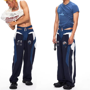 Pantalones Casuales Deportivos de Pierna Ancha con Diseño Retro Americano y Parches Curvos Personalizados para Correr y Bailar en la Calle - Product Image 1