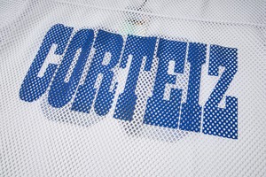 T-shirt e pantaloncini sportivi personalizzati in 100% poliestere, modello boxy, larghi, in rete traforata, con stampa digitale a sublimazione termica. - Product Image 4