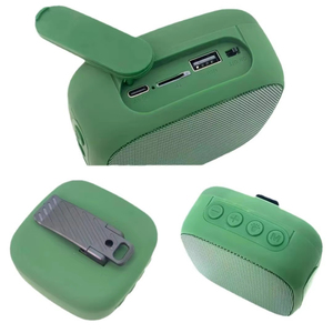 Enceinte Bluetooth sans fil carrée étanche IPX4 avec lumière RGB pour le cyclisme et les sports en extérieur, mini subwoofer portable TF - Product Image 2