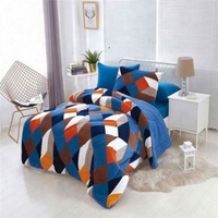 Ensemble Ensembles Linge de Lit Personnalisé Emballage Chaud Impression Polyester Drap Brodé Moderne Vente en Gros Queen Size Confort 7 Couettes Literie