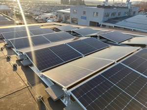 Système solaire hybride hors réseau industriel 10kW/20kW/30kW avec batteries lithium-ion/plomb-acide, montage sur toit ou au sol, usage domestique - Product Image 6