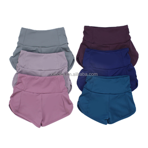 Pantaloncini da Yoga per neonati e bambini popolari ODM / OEM <span class=keywords><strong>pantaloni</strong></span> <span class=keywords><strong>corti</strong></span> personalizzati in tinta unita - Product Image 1