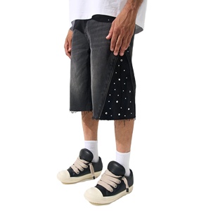Shorts de Mezclilla Negra Premium con Lavado Vintage, Shorts Personalizados con Pedrería para Hombre, Dobladillo sin Rematar, Cremallera Lateral, Estilo Urbano, Comodidad y Estilo - Product Image 1