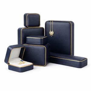 Caja de Joyería Vintage con Bisagras, Caja de Regalo de Joyería de Cuero Sintético con Inserto de Terciopelo, Estampado en Relieve, Logotipo Personalizado para Empaque de Joyería de Marca - Product Image 2