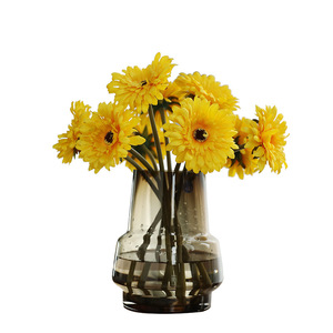 Fleur artificielle de gerbera en soie, haute simulation, style pastoral, décoration intérieure, accessoires de mariage - Product Image 5
