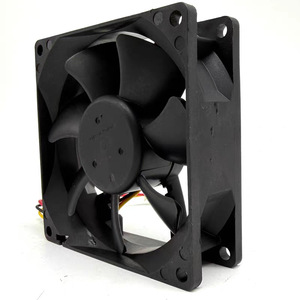 Ventilateur sans balais Delta QFR0824UH DC 24V 0.44A 8025RPM pour refroidissement par onduleur - Product Image 2