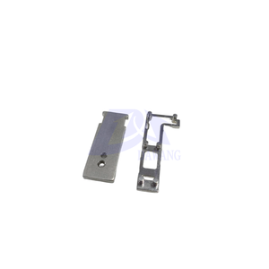 Base de moteur en fonte usinée CNC de précision pour engins lourds et équipements agricoles - Product Image 1