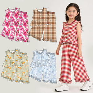 Nuovo Set Coordinato Estivo per Bambine: Top con Bottoni e Peplum e <span class=keywords><strong>Pantaloni</strong></span> a Gamba Larga con Elastico in Vita, Outfit con Finiture a Volant - Product Image 1