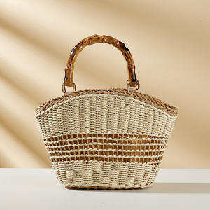 حقيبة يد منسوجة من القش بتصميم بوهيمي شبه دائري متعددة الاستخدامات للشاطئ في الصيف - Product Image 2