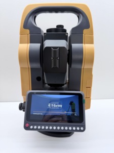 Estación Total Android Hi-Target ZTS-720 Nueva Original con Pantalla Táctil de 5.5 Pulgadas, Sin Reflector de 1000m, IP65 y Aumento de 30x - Product Image 1