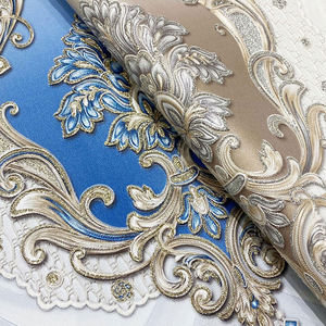 ¿Por qué se utiliza el papel tapiz en relieve 3D con estilo de corte dorado floral europeo en salas de estar, villas y fondos de decoración del hogar? - Product Image 4