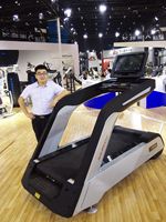 Caminadora TZ-8000 para Ejercicio Físico con TV / Caminadora para Uso Doméstico con MP3 y USB