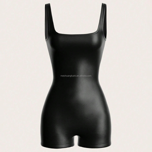 <span class=keywords><strong>Combinaison</strong></span> en <span class=keywords><strong>cuir</strong></span> moulante à bretelles spaghetti sans manches personnalisée pour femmes - Product Image 3