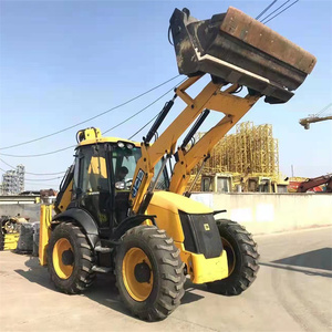 Retroexcavadora Usada de la Marca JCB, Fabricada en Inglaterra, con Tracción en las Cuatro Ruedas, Modelo JCB 4CX, con Calidad Excepcional - Product Image 3