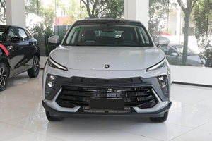 Dongfeng Forthing T5 EVO 1.5TD DCT Veicolo Familiare Compatto a Benzina Usato Economico 5 Posti con Guida a Sinistra Prezzo Auto - Product Image 3