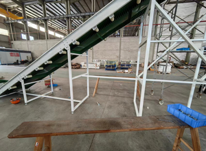 Woodchip yanak eğimli Cleat PVC/PU bantlı konveyör - Product Image 4