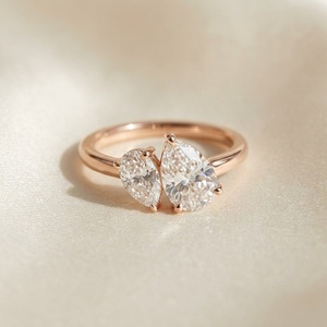 Anillo de Diamantes con Certificado IGI, Corte Pera, Oro de 14K, Dos Piedras, Anillo de Compromiso Fino, Joyería de Anillo de Compromiso con Diamantes - Product Image 1