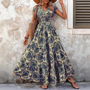 Dropshipping Shopify Robe courte à imprimé floral à col en V et manches courtes pour femmes grandes tailles, décontractée, élégante, été - Product Image 3